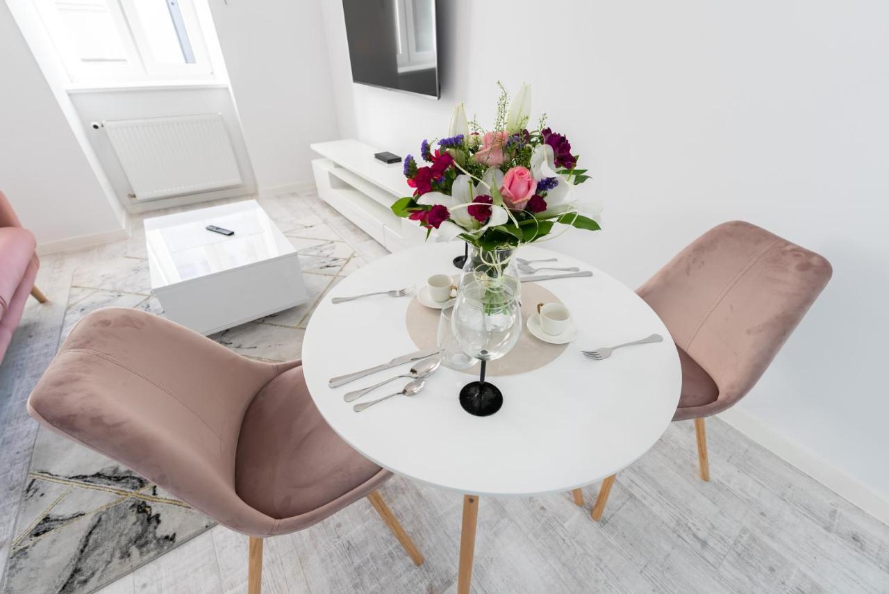 Apartamenty Centrum Nowoczesny Design - Dream Apart Bielsko-Biala Luaran gambar