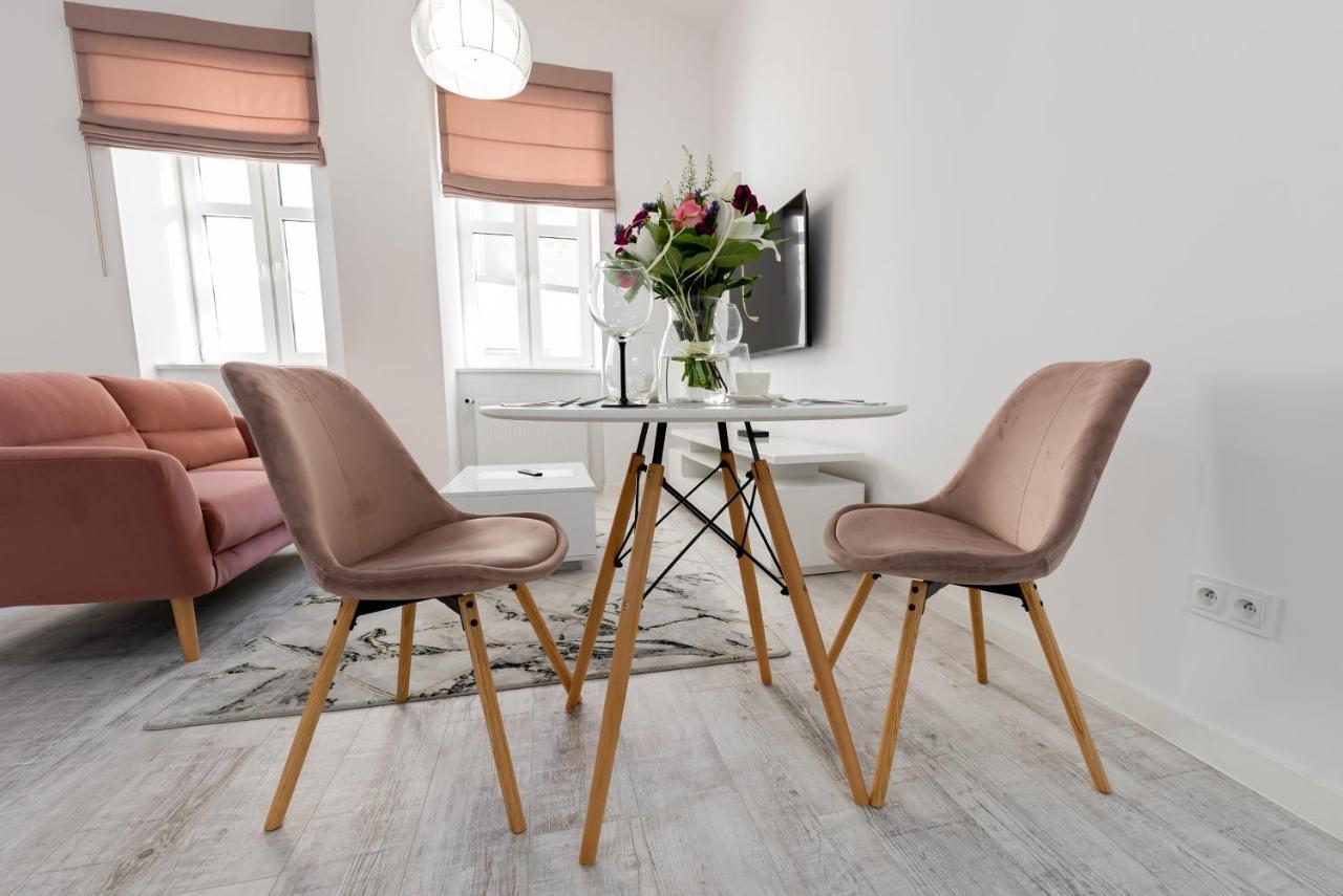 Apartamenty Centrum Nowoczesny Design - Dream Apart Bielsko-Biala Luaran gambar
