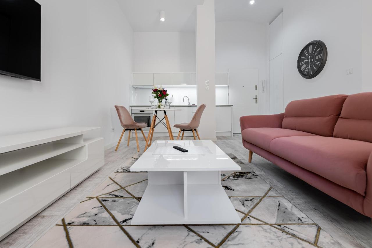 Apartamenty Centrum Nowoczesny Design - Dream Apart Bielsko-Biala Luaran gambar